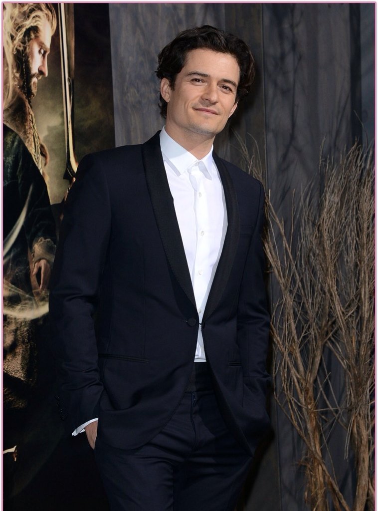 Happy Birthday Orlando Bloom and Liam Hemsworth!!      