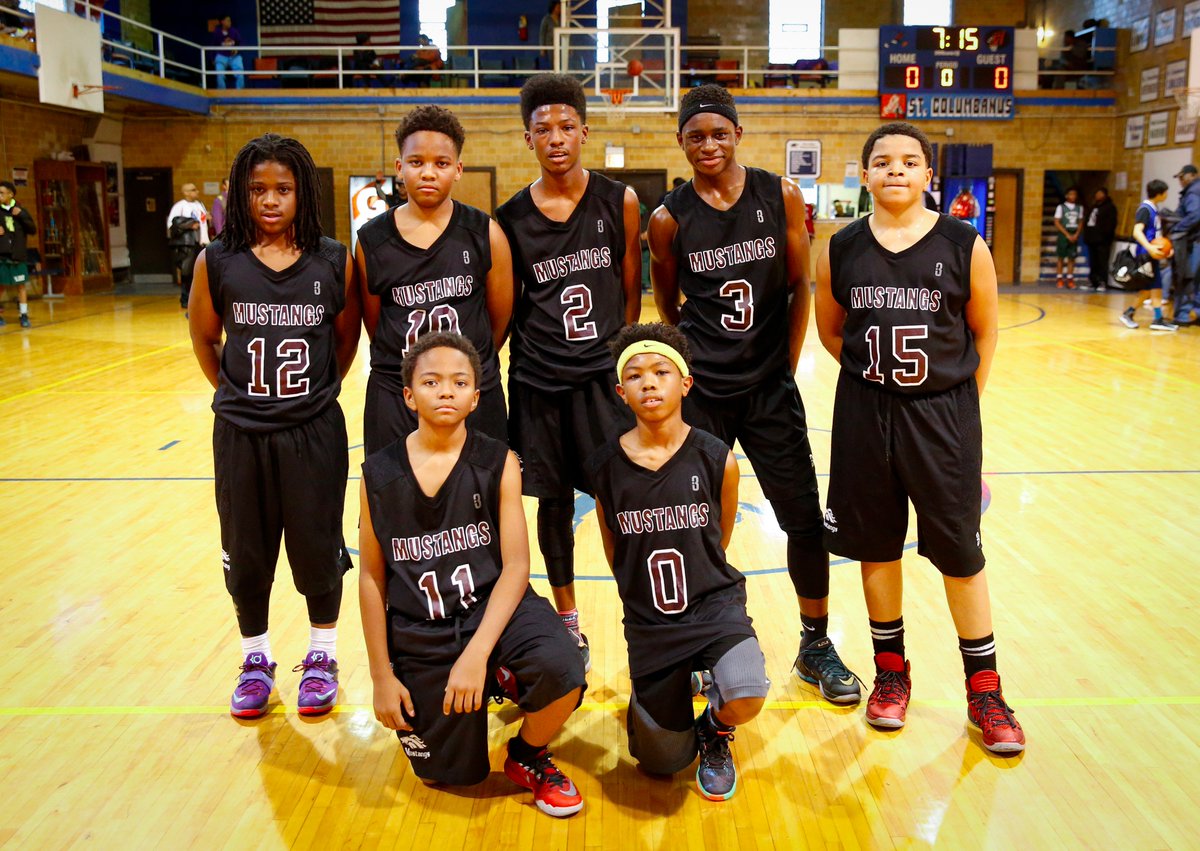 POINT3GEAR's tweet photo. GET SPONSORED: Win your squad $5k in 🔥 🔥 🔥 gear, training with a #POINT3Alpha & a @PositiveCoachUS workshop! Enter: https://t.co/G2cjD2uyKB https://t.co/VxXFHOWuKT