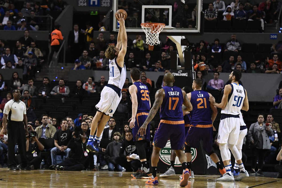 Check out the best pics from last nights 113-108 win over the Suns in Mexico City!  GALLERY: go.mavs.com/l/4Hx https://t.co/FZkui091kO