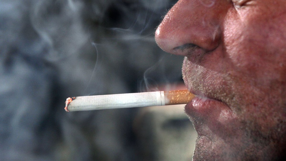 City latest to enact fine for smoking in car with children bit.ly/2iPY6jN https://t.co/fQkuCH980X