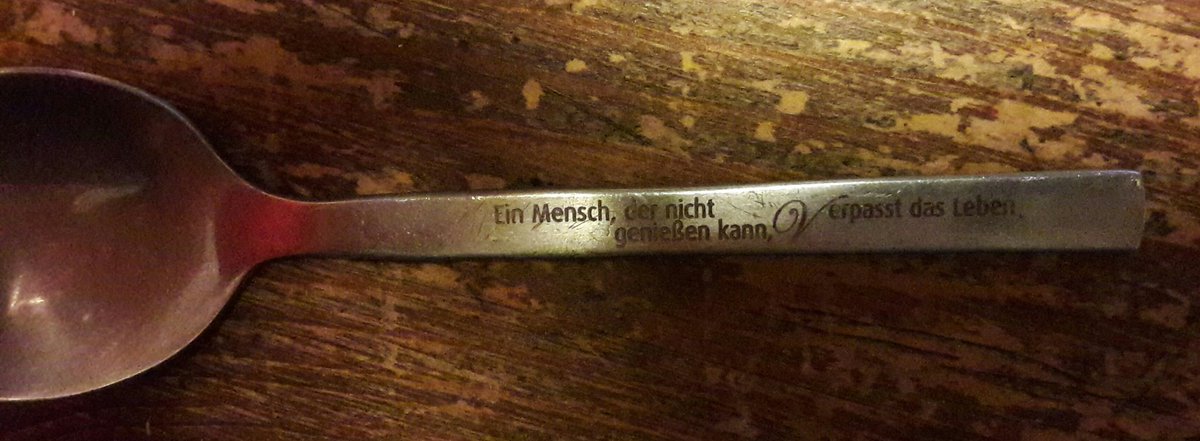 bunt_ella's tweet photo. Wenn dich die #Weisheiten in der #Besteckschublade der #WG überraschen.  
Ganz meine Meinung würde ich sagen. https://t.co/WeL2Rhc4Ww