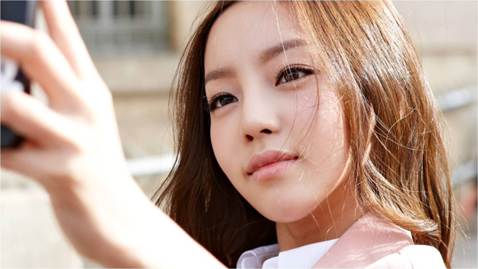 Well, of course. happy birthday to our miracle, Goo Hara. hope she\ll come back soon.   