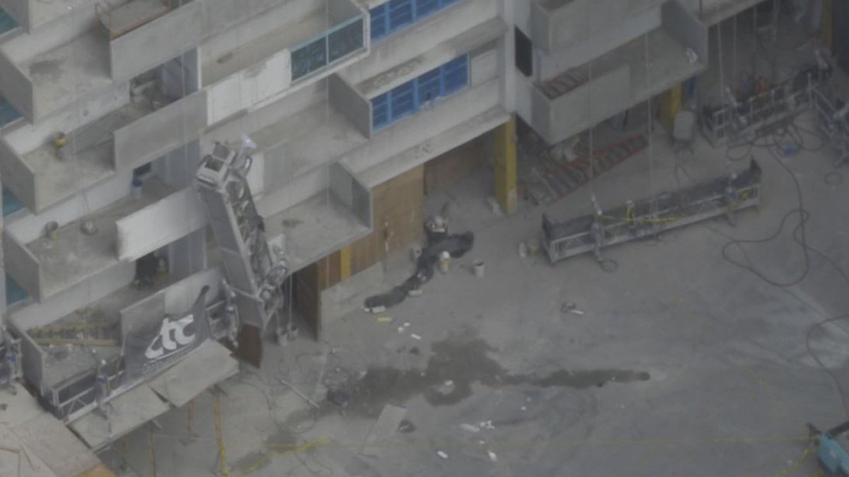 Construction worker falls off scaffolding at South Beach condo bit.ly/2jrVQjB https://t.co/RCxixCbWHh
