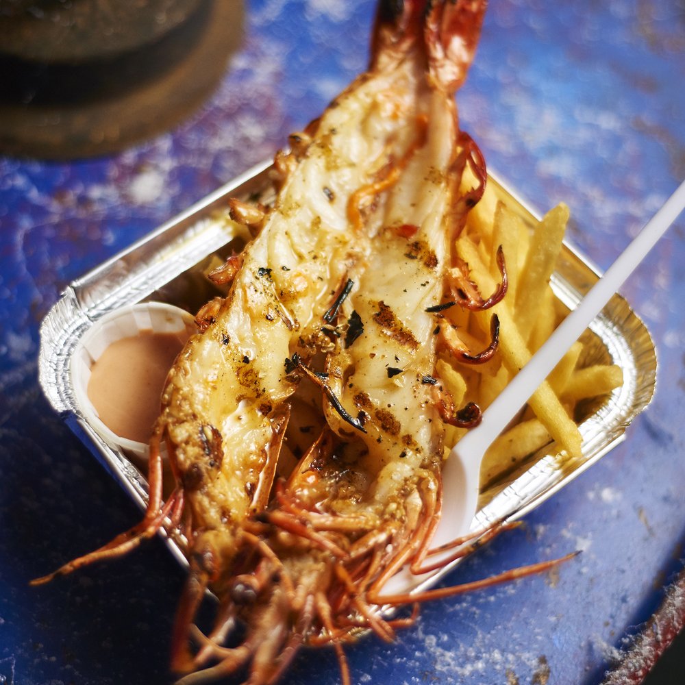 StreetFeastLDN's tweet photo. DROP EVERYTHING - #Dinerama and #HawkerHouse are now OPEN. Escape the cold and join us inside for food, booze and grooves 'til Late. ✨ https://t.co/2tfil2wzBM