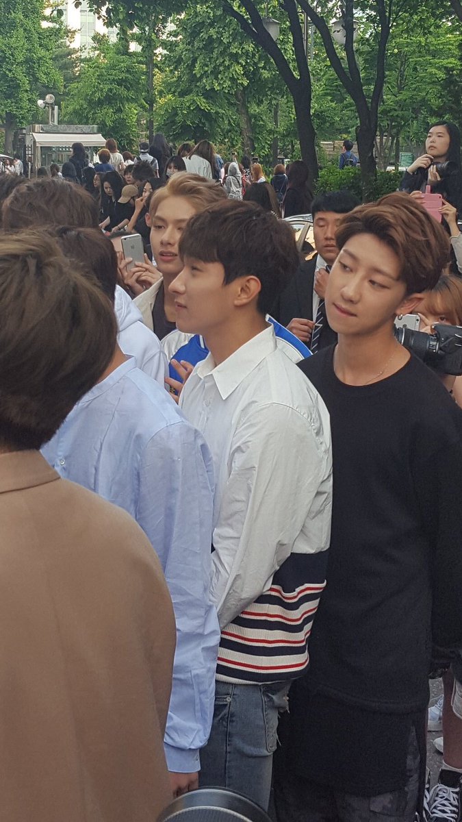 unbleached minghao (@unbleachedthe8) on Twitter photo 