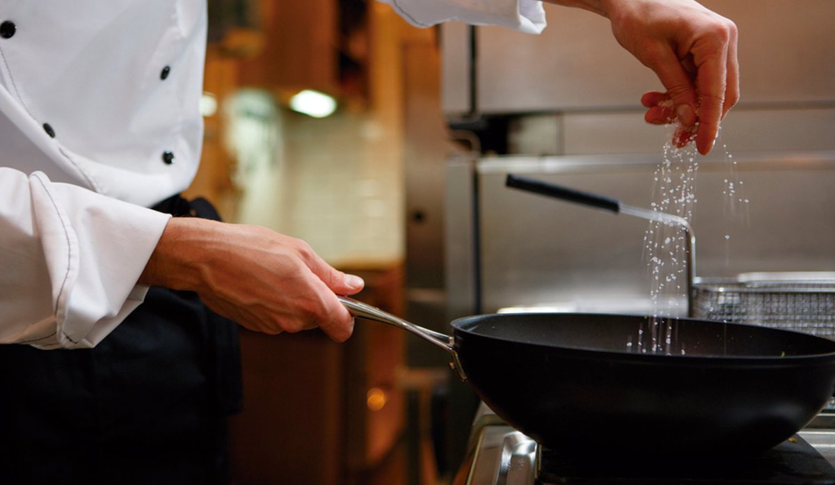 ElenaGuinar's tweet photo. #cocinerosemprendedores 
17.000 euros brutos/ano coma Cociñeiro/a na #coruna   https://t.co/Mz3M28Mock  https://t.co/2Kly9Z9ed1
