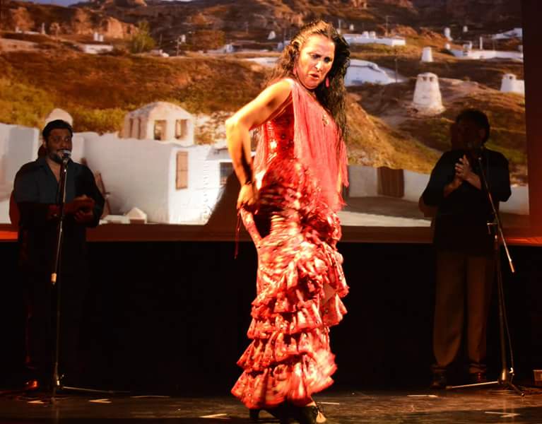 auditoriumrs's tweet photo. #Temporada2017 #Sabados 20:00 #MariaCortes "La Granaína" presenta "El flamenco es mi verdad" https://t.co/cuH7sEkuYL https://t.co/HP5XLHa5hh