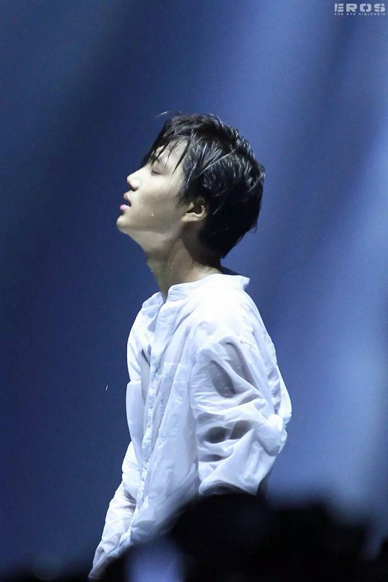 anranranrr's tweet photo. เปียกๆละแม่งดีต่อใจ  #HappyKaiDay #HappyJonginDay https://t.co/A7x3q8QgNf