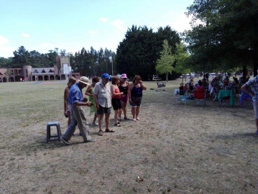balcarcemuni's tweet photo. #BalcarceInforma CIEN ADULTOS MAYORES DISFRUTAN DE LA COLONIA DE VACACIONES https://t.co/P3iPmWF1Tb https://t.co/Yjt9yvX2f1