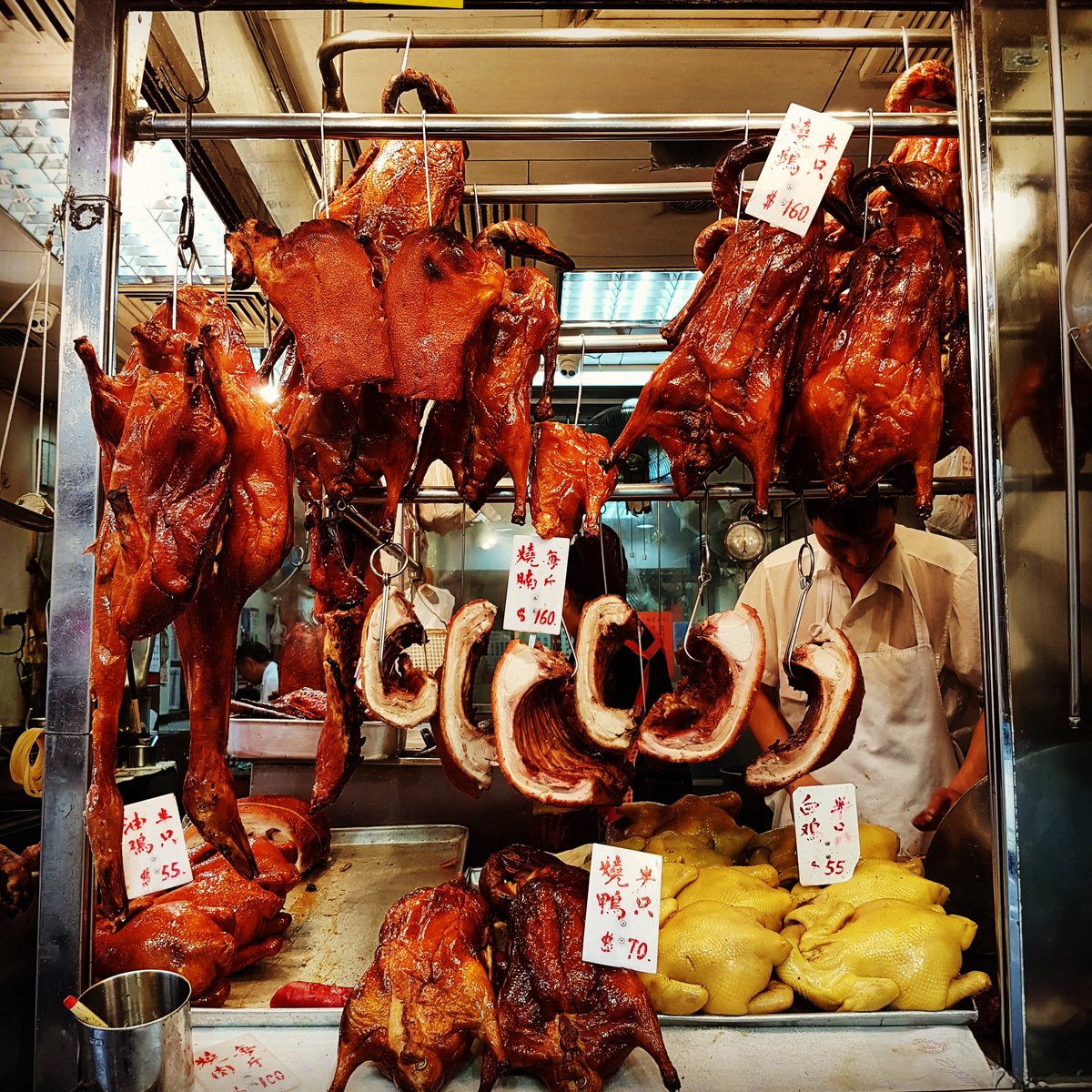 MaggieYLau's tweet photo. @travelskills A4: BBQ porl is my all time favorite! Insider tip: have it with an over easy egg #TravelSkills #DiscoverHongKong #SamtheLocal https://t.co/uxQo5bAjqW