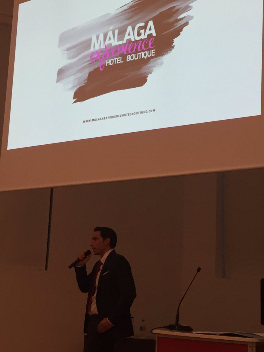 ESESAIMF's tweet photo. .@diaz_juanjose y #ManuelLara nos presentan la idea de negocio y el estudio de mercado #MBAExecutive https://t.co/eV5GhyCVVc