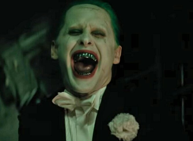 ArkhamKnightodd's tweet image. -La situación requiere de esa imagen sí o sí.-