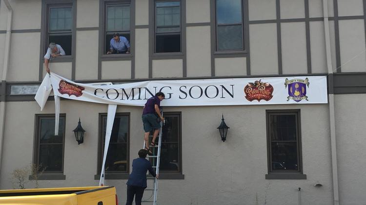 BusinessCourier's tweet photo. . @BrewRiverGP is partnering with an East Side brewery to offer food https://t.co/jjwjTc58fy https://t.co/chen8sP3kb