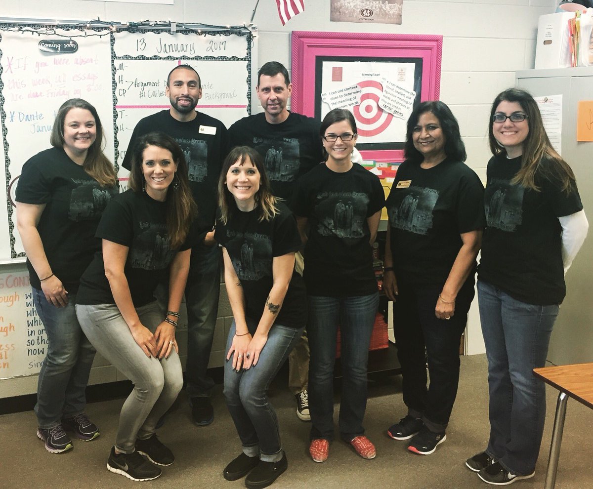 mslandrymchs's tweet photo. 10th Grade LA Team sporting our new Dante shirts on Fri. the 13th! "And to a place I come where nothing shines." ☠️🔥🖤 #theinferno #mchs https://t.co/cBWlaskiv8
