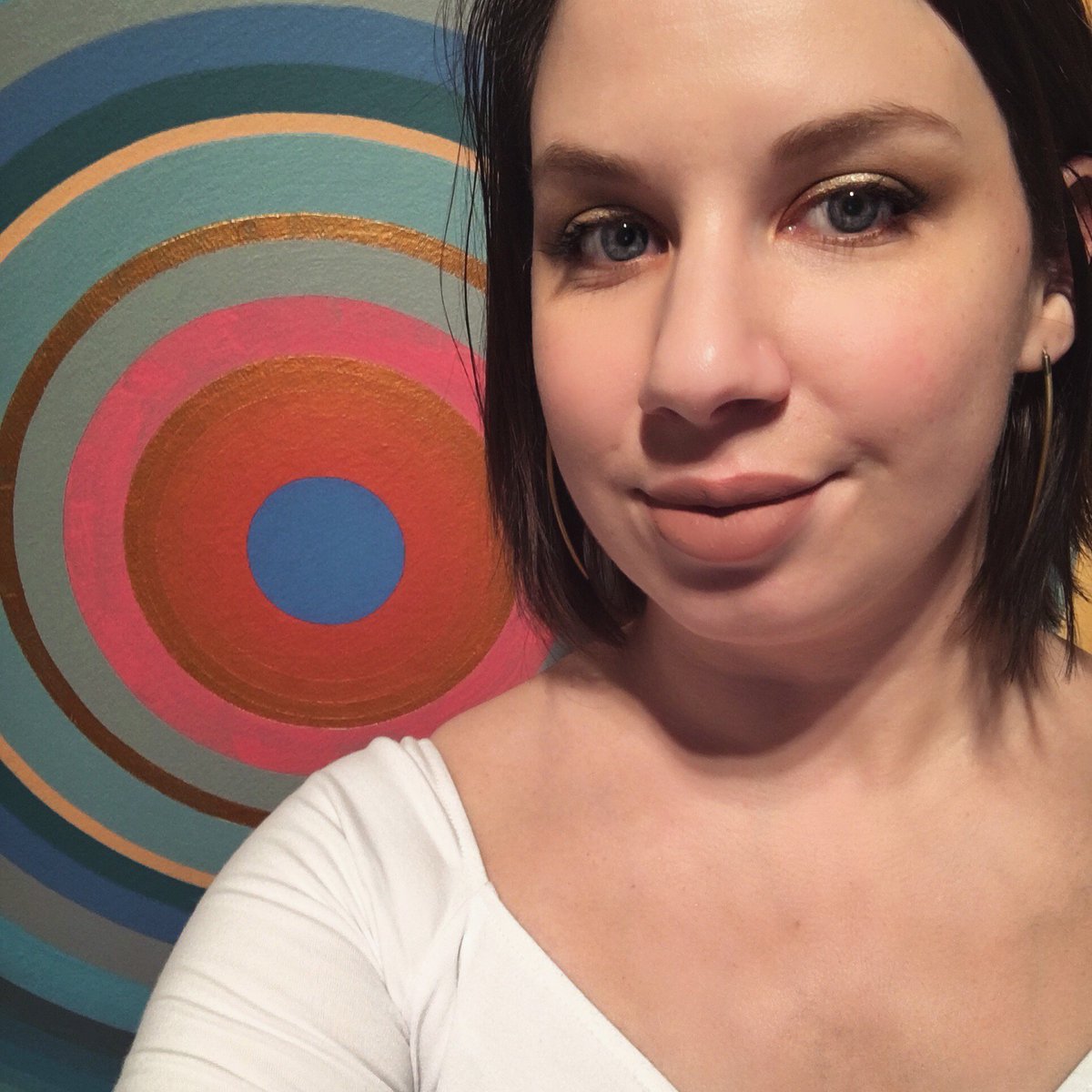 McClainGallery's tweet photo. Another #LangSelfie for the win. 🙌🏽 We'd love to see yours. @joecabralez; we are looking at you! #art #painting #selfie #GaryLang https://t.co/huLWtnhvMH