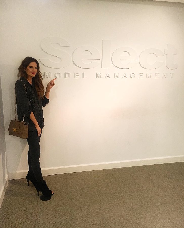 BinkyFelstead's tweet image. 🎉 ... I&apos;m really very excited to announce that I&apos;m now signed with @selectmodelmgmt ☺ cannot wait to show you what we get up to....! ;)