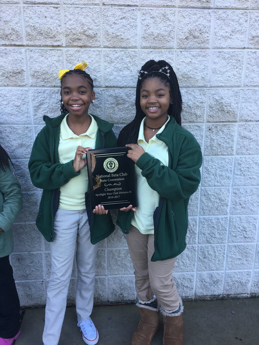 ITeach_MsYork's tweet photo. We won:
1) 2nd place Social Studies Division 1
2) 3rd place ELA Division 1
3) 1st place Banner
4) 1st place Spotlight Your Club
#betacon17 https://t.co/hT1PXRMeQO