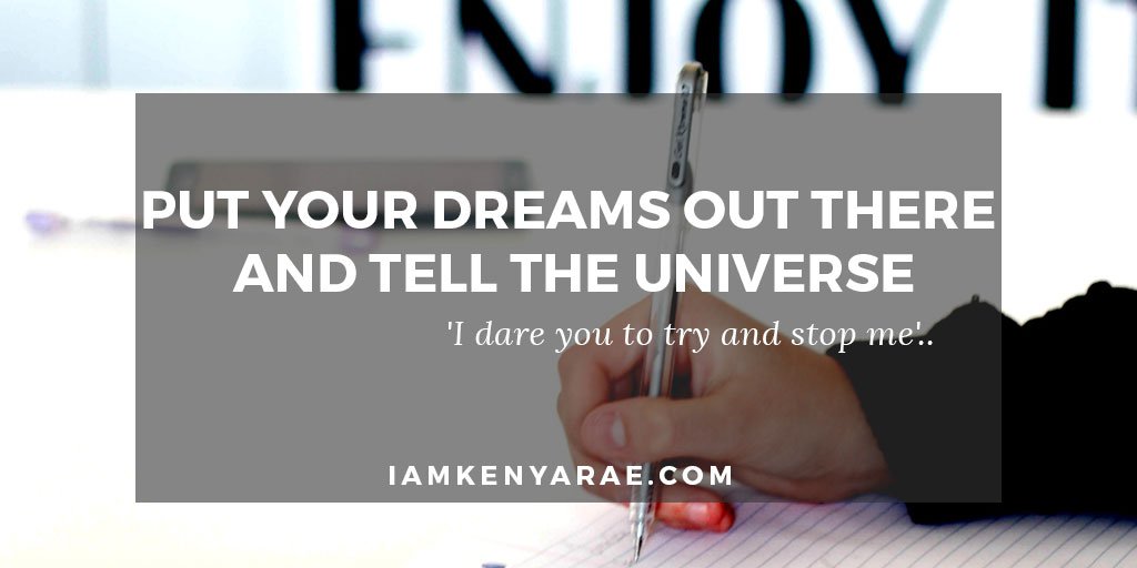 takenyahampton's tweet photo. #dreamer #evernote #googledocs https://t.co/V9SRi0KFyS https://t.co/CkOj2eljj2