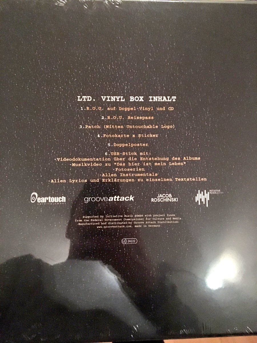 sredone's tweet photo. Aaaaaaah endlich da! Witten Untouchable ist definitiv Untouchable #Aaaaah #wittenuntouchable #AlbumdesJahres #AlbumOfTheYear https://t.co/a7tPMR4Mgj