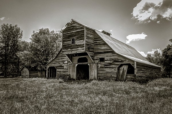 astrogeek's tweet image. New artwork for sale! - &quot;Old Barn&quot; - fineartamerica.com/featured/old-b… @fineartamerica