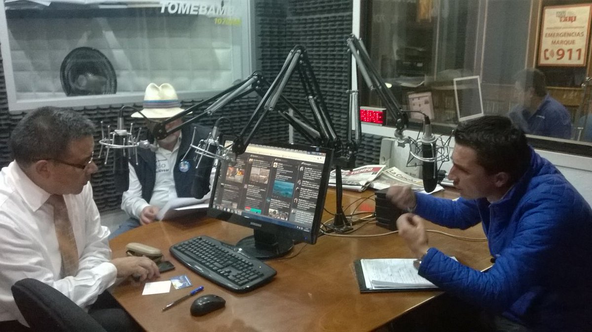 dormaza's tweet photo. Gracias Radio @tomebamba por permitirnos exponer al pueblo azuayo nuestra propuestas. #Las8DeLa8 #AvanzaPropone #NoTeDetengas #MejorAvanza https://t.co/UWUj2strPg