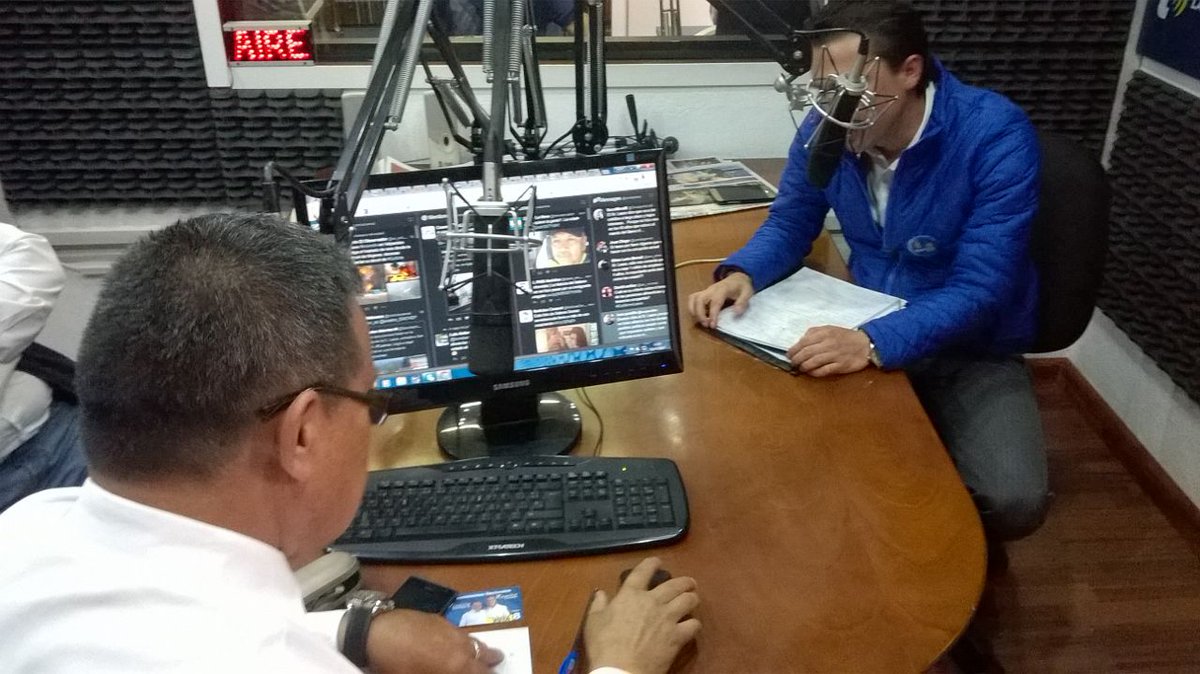 dormaza's tweet photo. Gracias Radio @tomebamba por permitirnos exponer al pueblo azuayo nuestra propuestas. #Las8DeLa8 #AvanzaPropone #NoTeDetengas #MejorAvanza https://t.co/UWUj2strPg