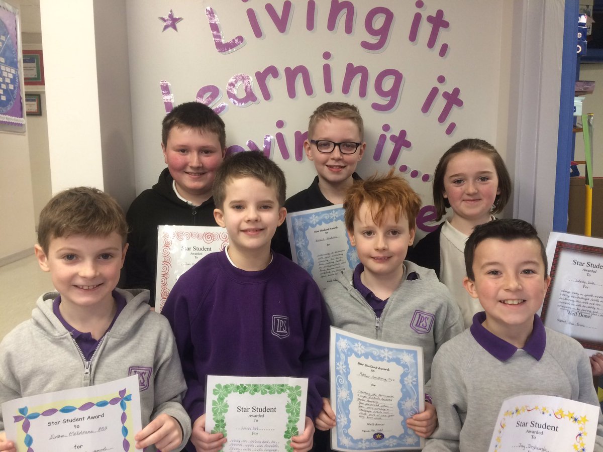 lasswadeps's tweet photo. Miss Gemmell and Mrs Pearce loved having tea with our Star Achievers from P4 to P7 this morning! #celebratingourlearning #gettingacquainted https://t.co/0VI6G5qDsB