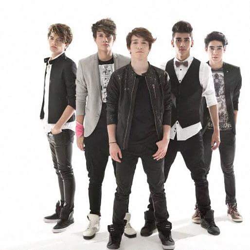 Anahi_Morales11's tweet photo. #ThrowbackSomosCD9 https://t.co/mpWptBTl4m