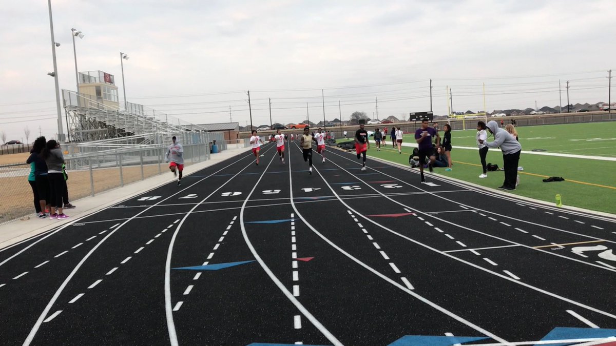 BraswellTrack's tweet photo. Working hard from Start to Finish! #braswelltrack @iam_cjb3 @JaedenJohnson2 @D1BoundCMoneyy https://t.co/4W6Ep5icMV
