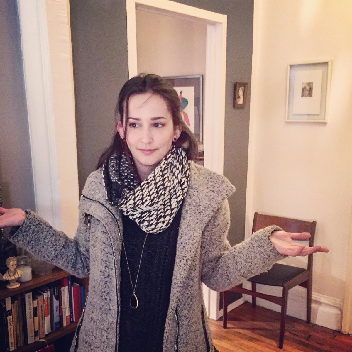 CatalystQuartet's tweet photo. All ready for rehearsal but forgot the violin... #wheresmyviolin #getittogether #violinproblems #minordetails #beprepared https://t.co/QoAuWmqGiu