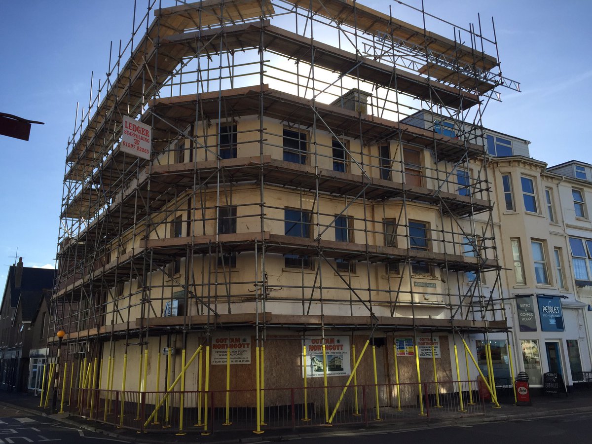 LedgerScaffold's tweet photo. Old Woolworths building https://t.co/sFpSPdvnu1