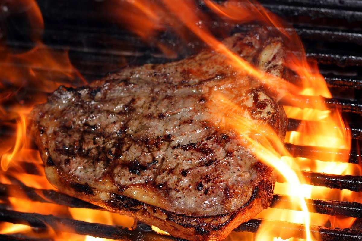 Nu bij <a href="/deaardappeleter/">De Aardappeleters</a> de echte #bbq #npo2