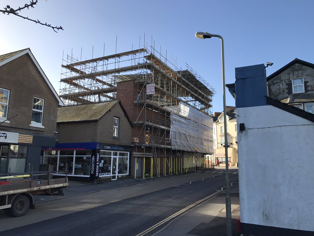 LedgerScaffold's tweet photo. 2nd phase of old Woolworths building Seaton https://t.co/tBsg8qsNbN