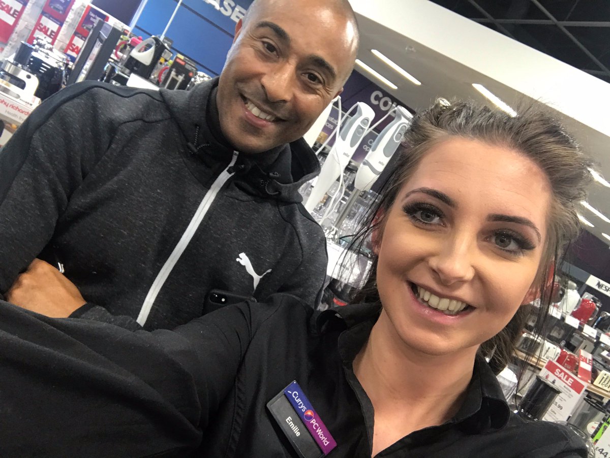 DC_ClubGold's tweet photo. Selfie Set 266: Emilie from Cardiff with Colin Jackson, RM Steve, a golden product, and a fab Christmas themed selfie #clubgold https://t.co/uZgWgmGjSw