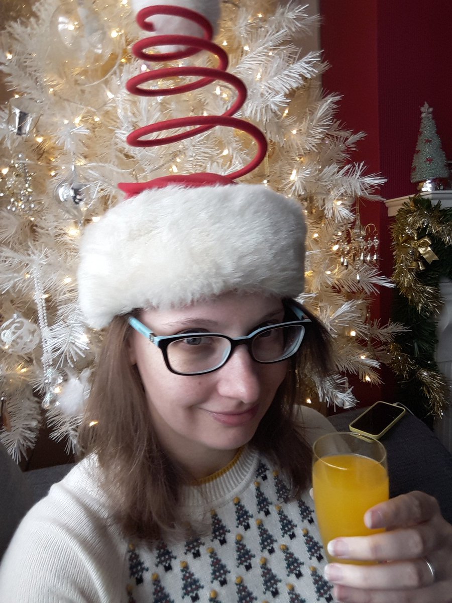 DC_ClubGold's tweet photo. Until then, here's a Christmas themed selfie from your host! https://t.co/nLhjBL2QQc