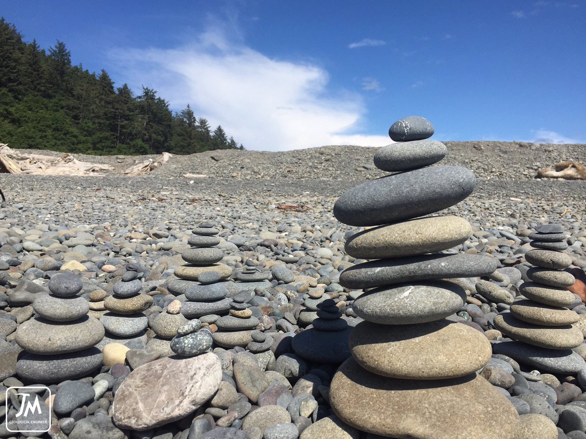 jacob_milan's tweet photo. @BBCRadio3 Pebbles at Rialto Beach, Washington https://t.co/IDB9EtMiLO #ParticleSizeDistribution #especialistadelterreno @OlympicNP https://t.co/mw9cXW4wKJ