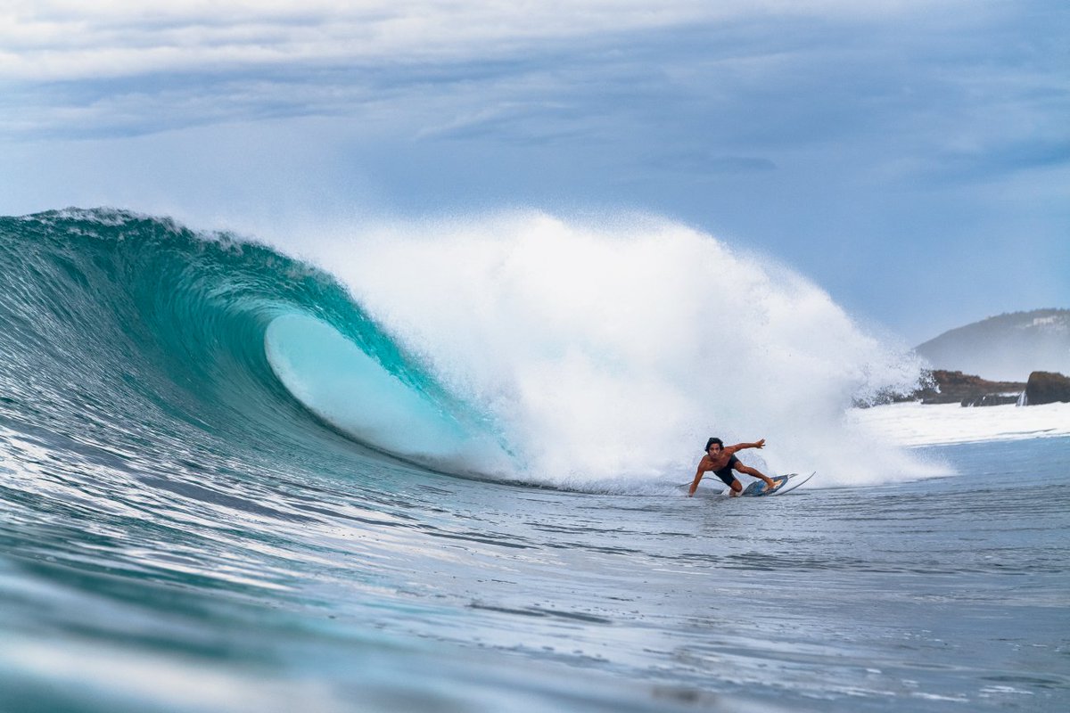 Surfer's tweet photo. In Puerto Rico, professional and local surfers are taking a stand against big resorts to preserve their paradise. https://t.co/UioIMqnduI https://t.co/KJpD1Rg664