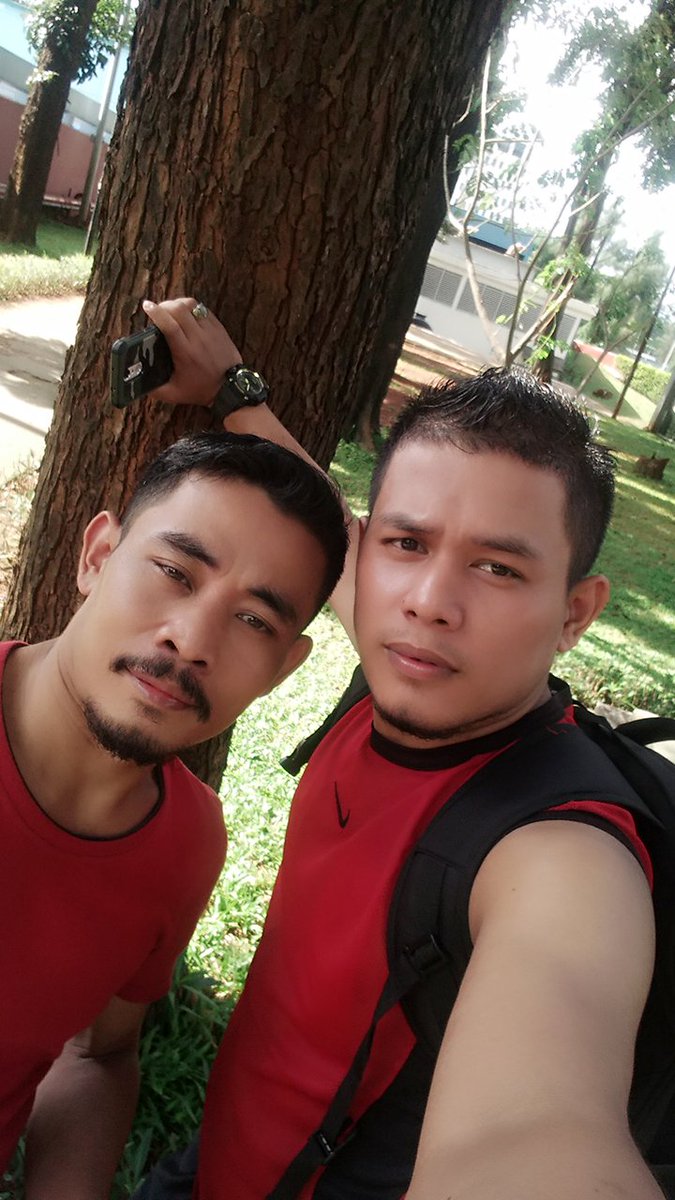 edoalansah's tweet photo. Maap Yang minat pijat wa ya daerah kalibata jkt Selatan full body wa 085775535016/081290396806 bbm D40BF488 https://t.co/MvdLpC7scJ