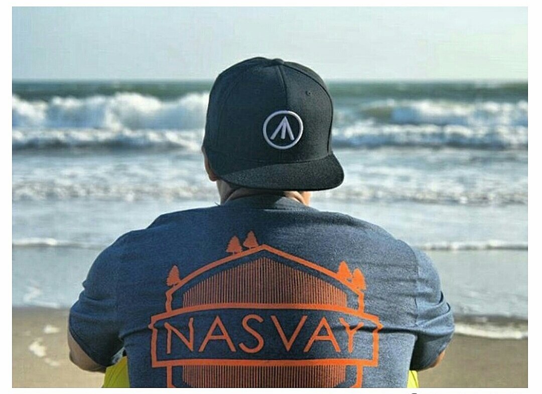 nasvayec's tweet photo. Viernes de arena, sol y mar #enjoytheride https://t.co/3ExRxNbD2g