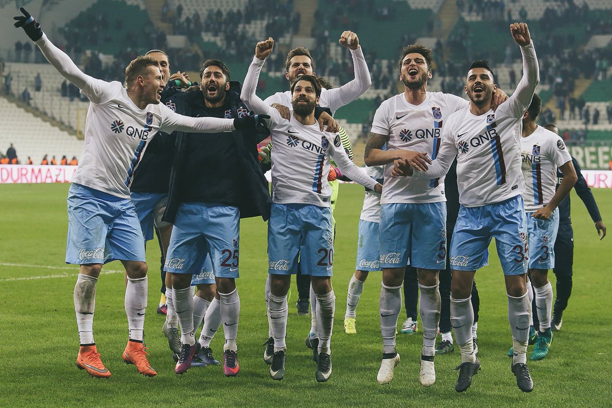 Trabzonspor's tweet photo. Galibiyet sevinci https://t.co/3VCq4r3ytF