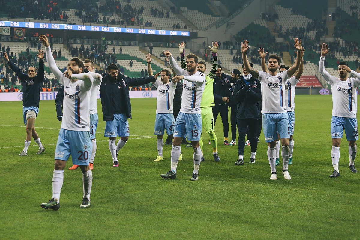 Trabzonspor's tweet photo. Galibiyet sevinci https://t.co/3VCq4r3ytF