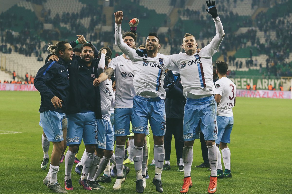 Trabzonspor's tweet photo. Galibiyet sevinci https://t.co/3VCq4r3ytF