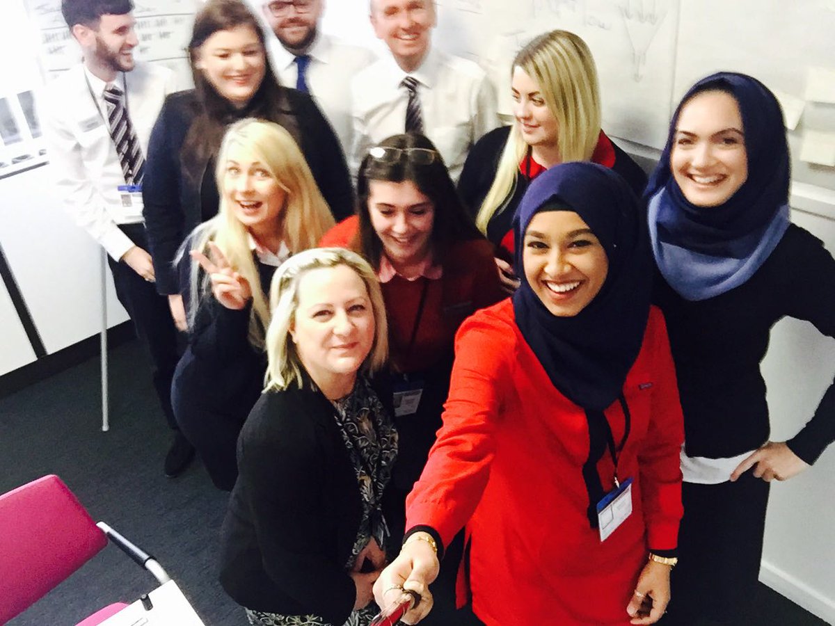 CharlotteSimms5's tweet photo. An amazing first week of PBM training with amazing people @Connolly_Alice @LaurenOlerensh1 @DannyNewell_ , Attia, Nasreen, Roxy and Jacob https://t.co/nFgBTqRL8M