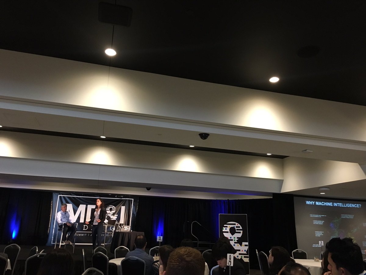 madalinauta's tweet photo. #MachineLearning with @shivon @MDIByDesign https://t.co/4LR05vGU32