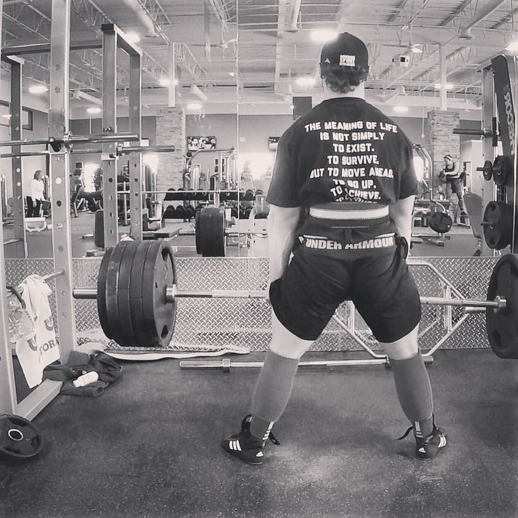 lifterofficial's tweet photo. @c.double.g deadlift party! https://t.co/aRKpH1JQPx https://t.co/dKjalBNtsF