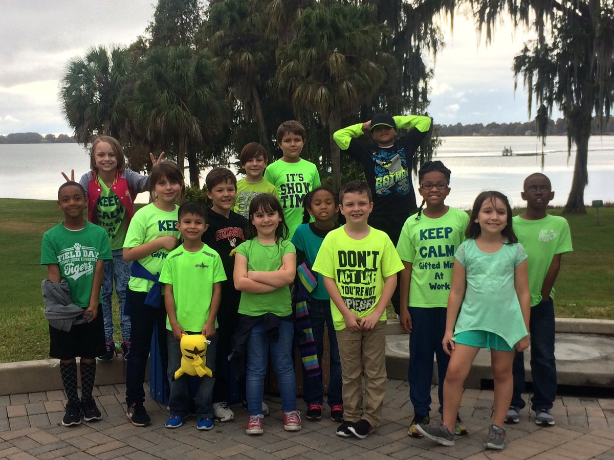 fouraspinwalls's tweet photo. Wonderful day learning @LEGOLANDFlorida We saw pulleys, axles, and levers all over Legoland!  @Supt_LCSS @Taylors_Creek @dcrawfordbge https://t.co/YTFUNBSwkr