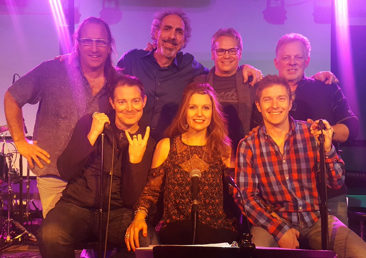 powertaprocks's tweet photo. PowerTap unplugged. The lighting guy mskes us look good!
#AccousTap
#TinyTap
#Coffeehouse
#SugarRushAndCaffeineHigh
#InspireTheWorld https://t.co/LTEPNM9P44