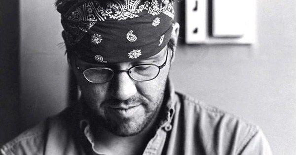 brainpickings's tweet image. David Foster Wallace on why you must use a dictionary, how to write a great opener, and the measure of good writing brainpickings.org/2015/11/05/dav…
