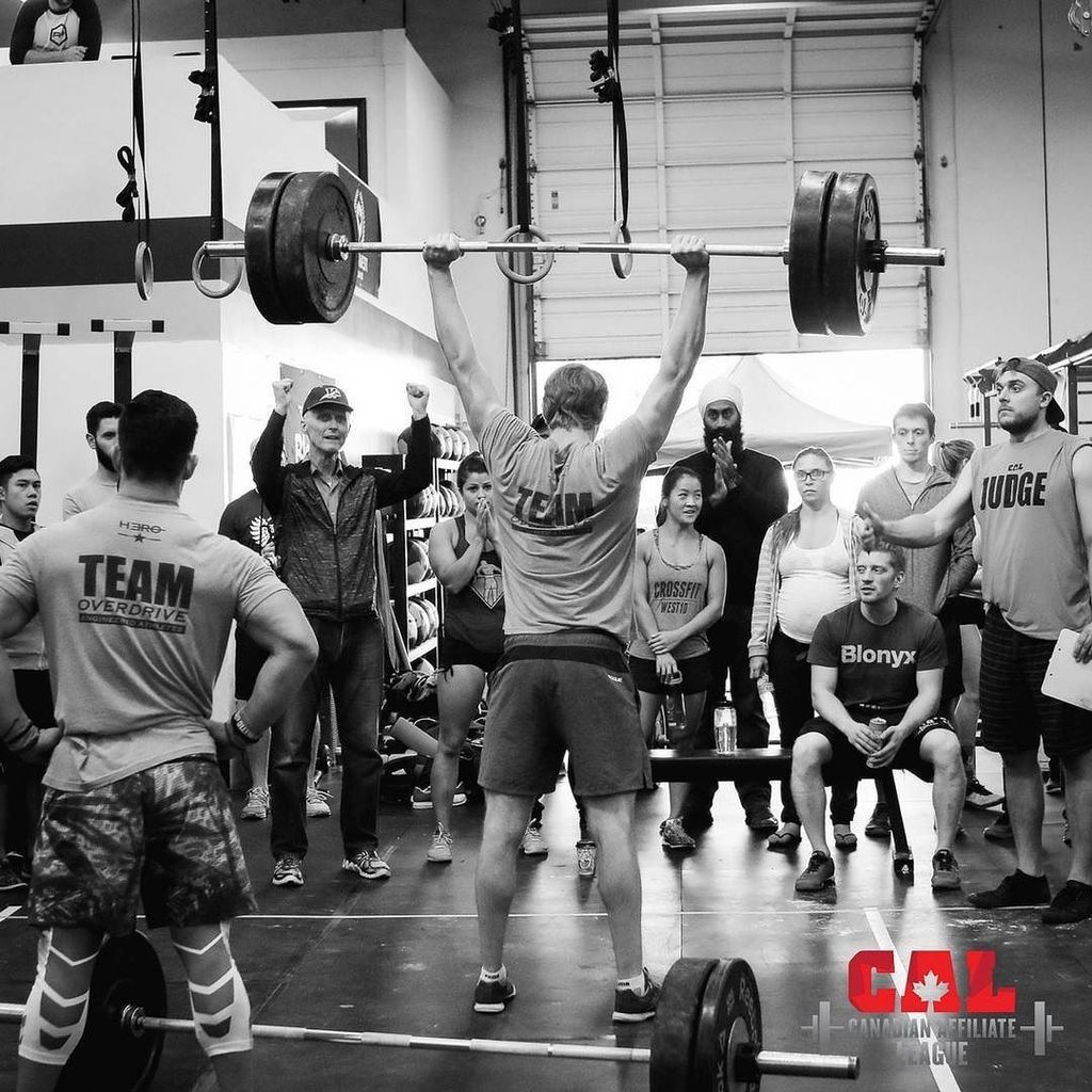 Thefitleague's tweet photo. From the CAL Summer finals #canaffleague #crossfit #canwest #competition #community #cal… https://t.co/Wn71NkgUYk https://t.co/iyTEYNf01y