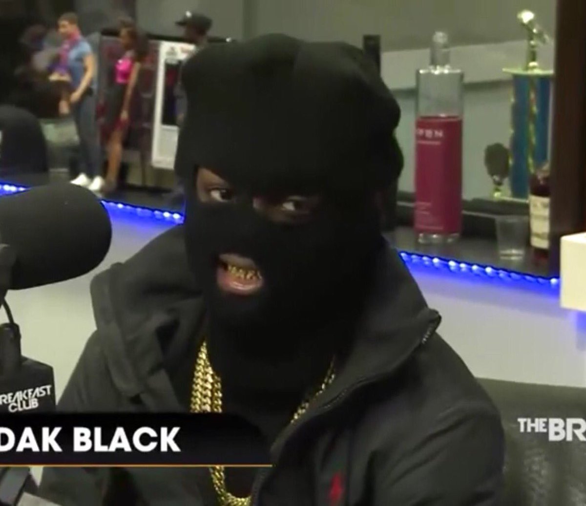 RealKhalilU's tweet photo. I cant 😂 why does Kodak Black look like Ms.Puff here 💀😂 https://t.co/WxwnkWKNWd